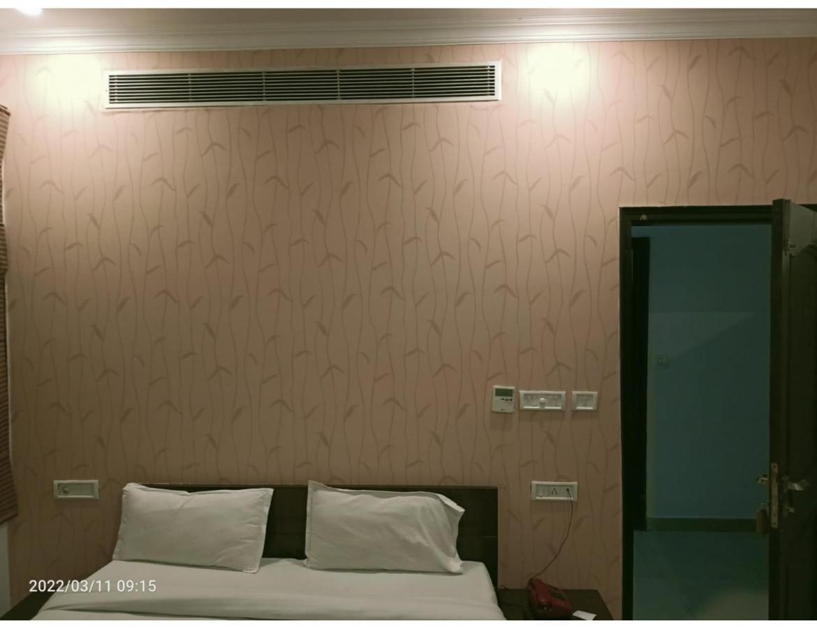 Hotel Kishore International, Amritsar Ngoại thất bức ảnh